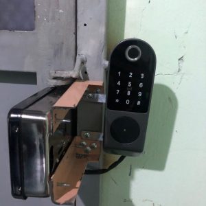 Khóa AB-17A khóa cửa cổng 2 chiều với 4 tính năng