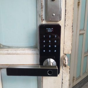 Khóa HomeKit AB-02 thiết kế nhỏ gọn với 4 tính năng