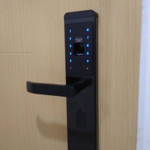 Khoá HomeKit AB-07B khóa vân tay chuyên lắp cho cửa gỗ 4 tính năng