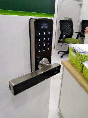 Khoá AB-02 lắp ở ngân hàng Vietcombank