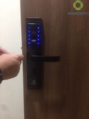 Khoá AB-07 lắp ở nhà anh Nguyên tại chung cư Centana