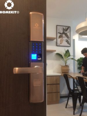 Khoá-AB-07-lắp-ở-nhà-chị-Ly-tại-chung-cư-Sunrise