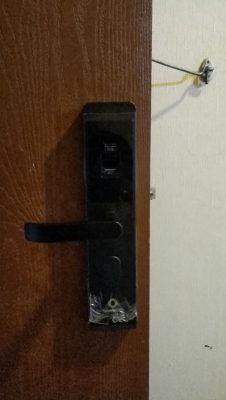 Khoá AB-07B lắp ở nhà chị Lan tại chung cư HQC Plaza