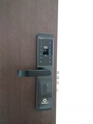 Khoá AB-07B lắp ở nhà chị Đức tại chung cư Celadon City