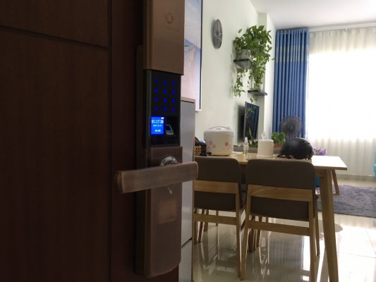 Khoá AB-07 lắp ở nhà chị Tuyền tại chung cư Topaz Home