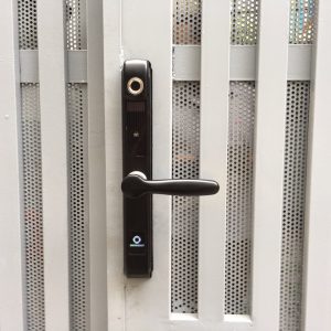 Khóa HomeKit AB-04C khóa vân tay chống nước chuyên dành cho cửa đố hẹp với 4 tính năng