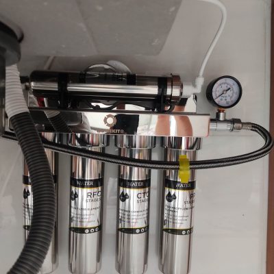 Hình ảnh lắp đặt Máy lọc nước lắp âm WP - 125 tại gia đình anh Tín ở Nguyễn Văn Tạo, Phường 6, thành phố Tân An, tỉnh Long An.