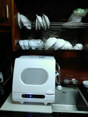 Hình ảnh lắp đặt mặt trước máy rửa chén mini cho gia đình DW-210