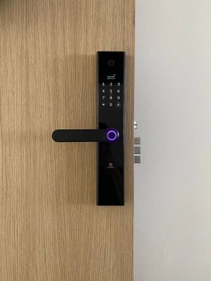 Hình ảnh lắp đặt mặt trước khóa AB-24G tại nhà anh Duy ở chung cư Topaz Twin, Biên Hòa, Đồng Nai.