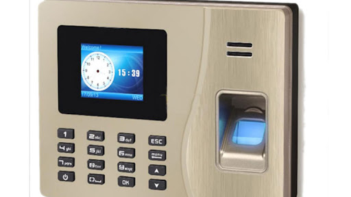 lắp đặt máy chấm công