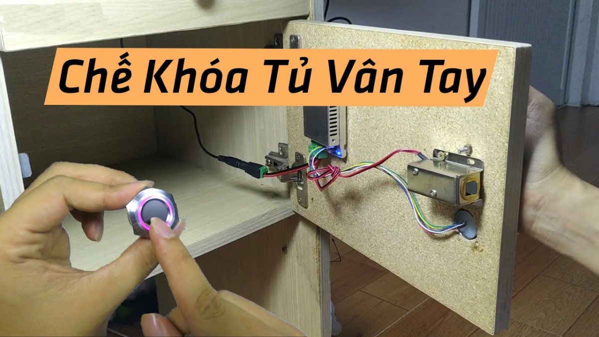 tự làm khóa cửa vân tay